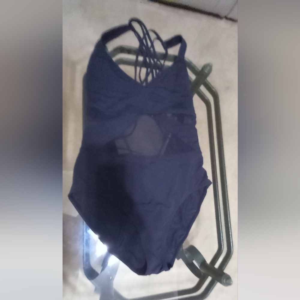BLACK CRISS-CROSS BLACK SWIMSUIT